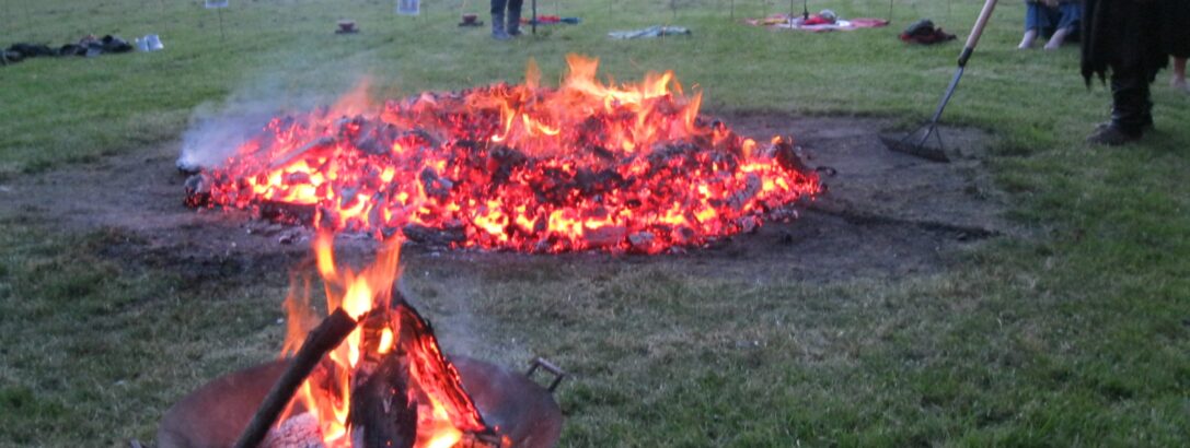 Vuurpaard vrouwen vuurloop